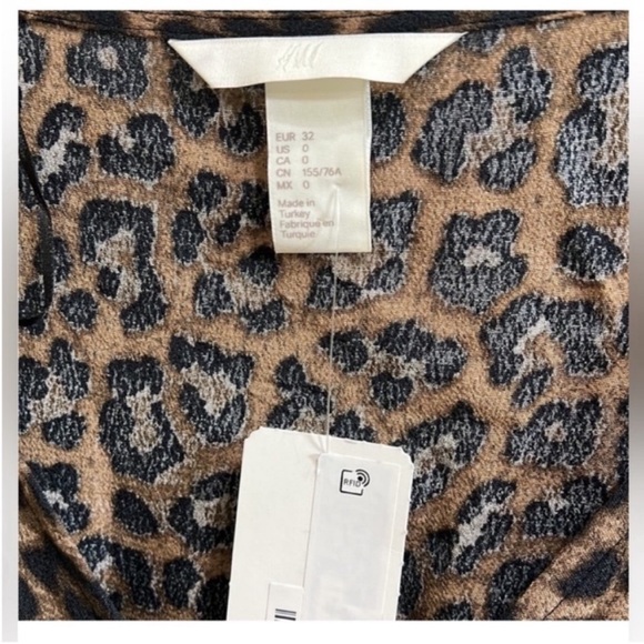 H&M Leopard Print Dress NWT - Picture 6 of 7